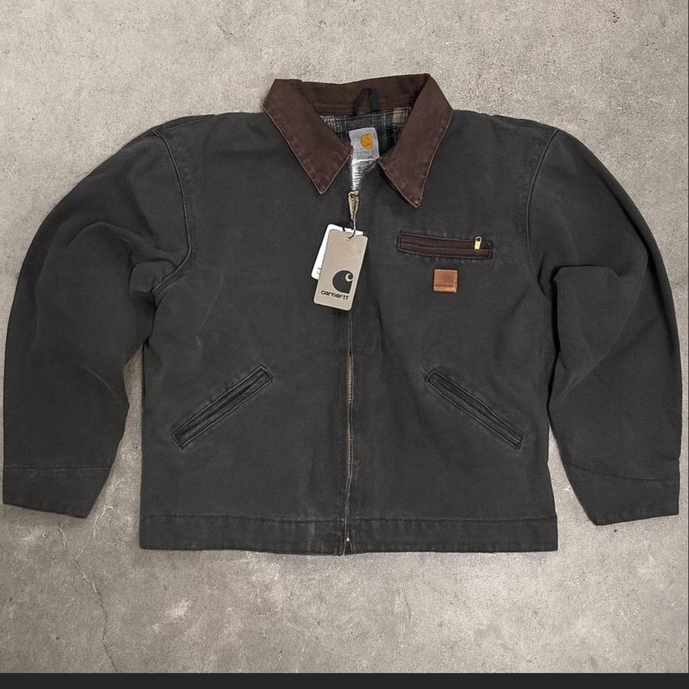Carhartt Men's Dark Gray Jacket with Brown Collar